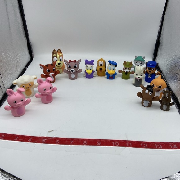 Rashti and Rashti Other - 15pc Finger Puppet Lot Bluey Disney Donald Pluto Paw Patrol Baby Shark Animals